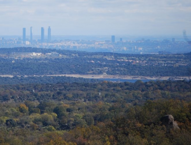  飞行中的马德里 